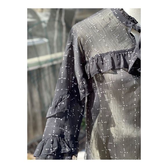 Cream Sheer Blouse Long Statement Sleeve Keyhole Bow Tiered Ruffle Neck Sz 38 - Picture 2 of 11